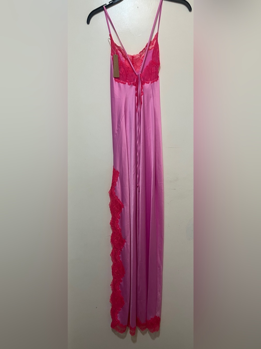 SKIMS Stretch Satin Lace Long Neon Orchid Pink Dress - Picture 4 of 9